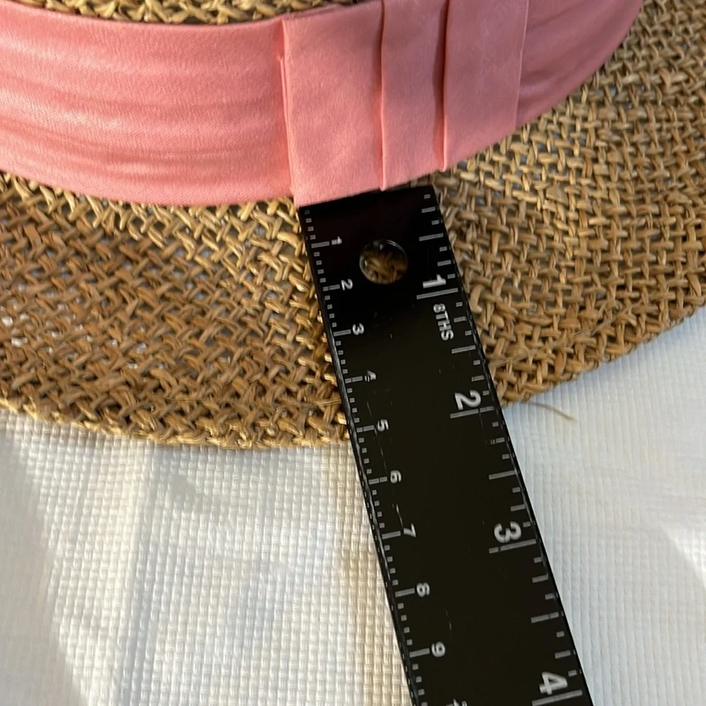 Liz Claiborne tan straw fedora hat with pink ribbon , perfect for  summer